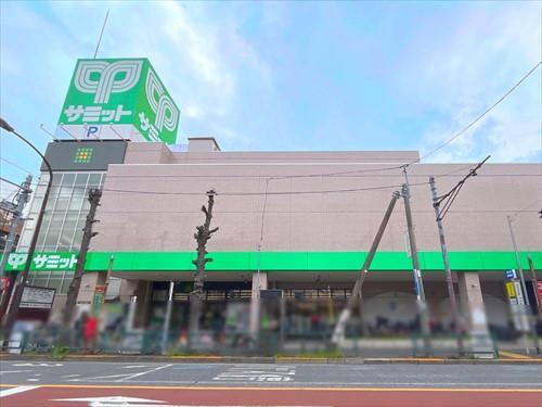 サミットストア代沢十字路店まで840m