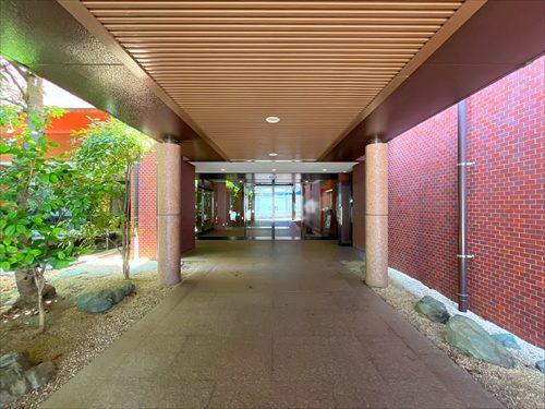 マンション入口 マンション入口