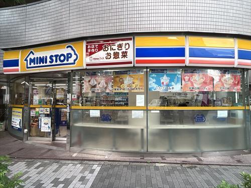 ミニストップ神宮前２丁目店まで360m