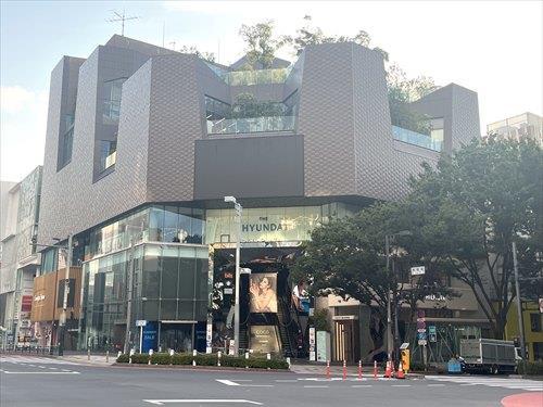 東急プラザ表参道オモカドまで780m
