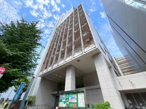原宿警察署まで300m