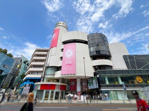 ラフォーレ原宿まで570m