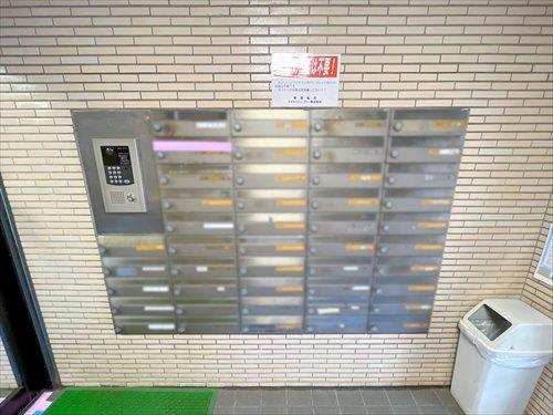 ポスト ポスト