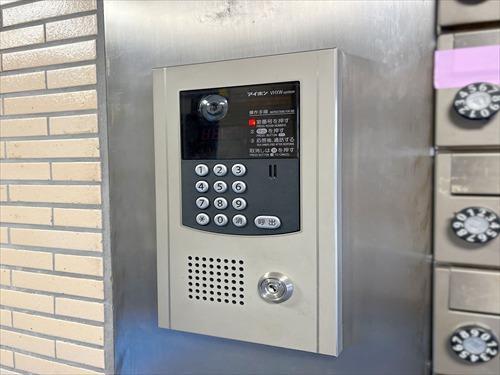 オートロック オートロック