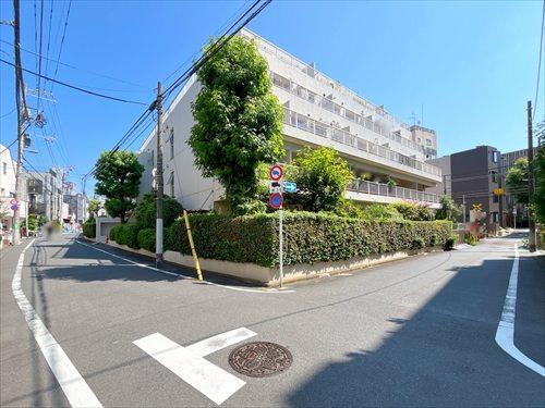 前面道路(2026年8月撮影)
