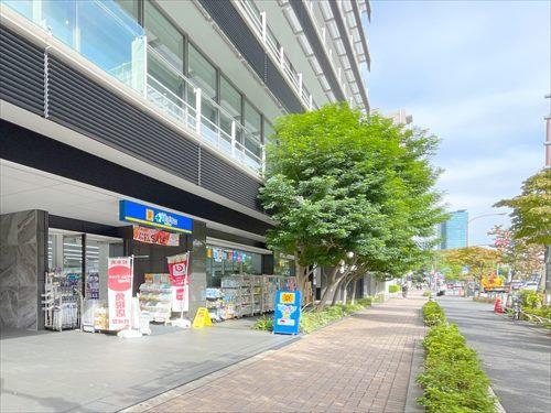 どらっぐぱぱす赤羽橋駅前店（410ｍ）