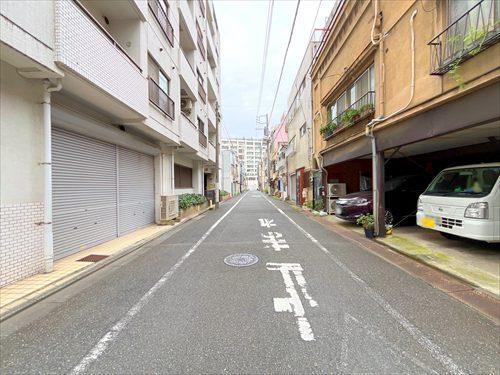 前面道路(2026年9月撮影)