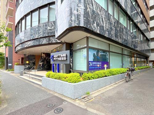 エニタイムフィットネス上野店まで340m