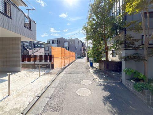 前面道路(2026年9月撮影)