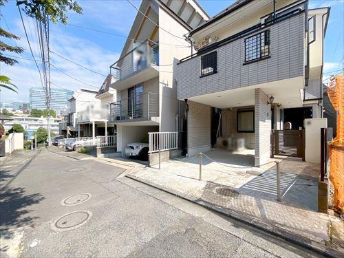 前面道路(2026年9月撮影)
