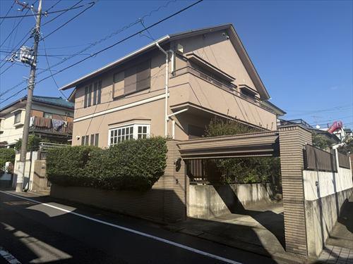 現地：写真左側(2026年10月撮影)