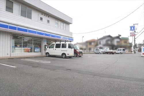 ローソン船橋飯山満町3丁目店580m