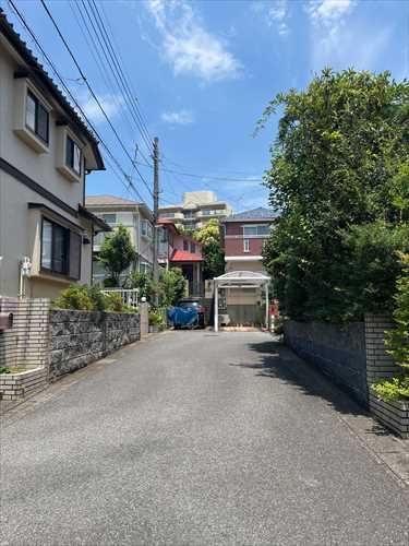 前面道路①（R6年7月撮影）