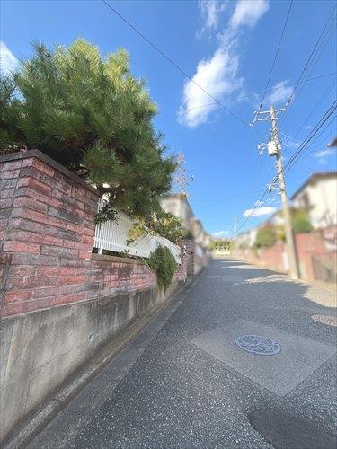 前面道路（2024年12月撮影）