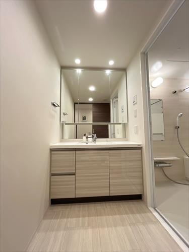 洗面所（2025年8月撮影）