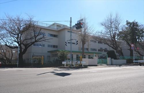 船橋市立高根台第二小学校 620m
