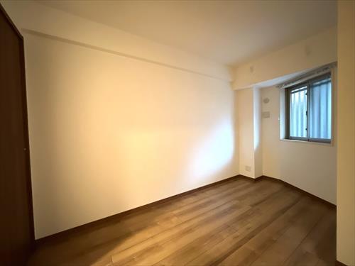 洋室約5.1帖：2025年10月撮影