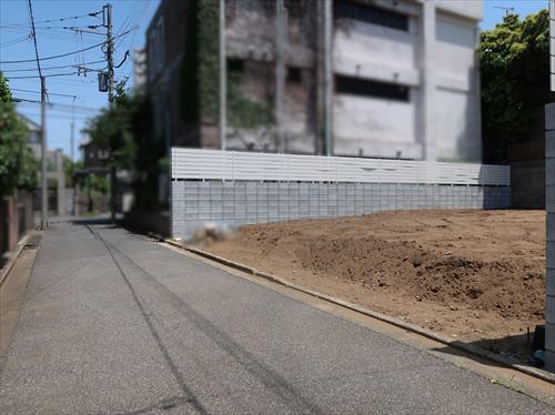 前面道路②（2025年5月撮影）