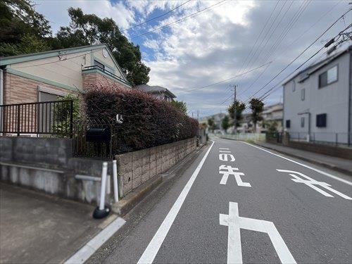 前面道路（R7年10月撮影）