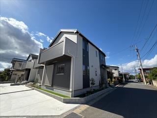 現地外観（2025年10月上旬撮影）