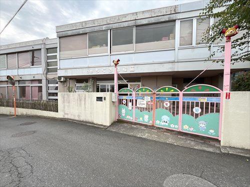 ちぐさ幼稚園 710m