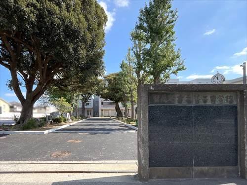 習志野市立第二中学校 2100m