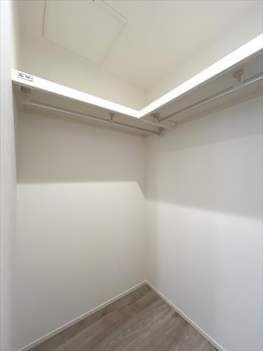 ウォークインクローゼット（2階廊下）