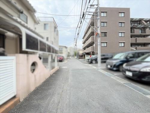 前面道路（2025年6月撮影）