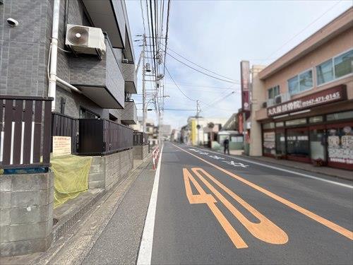 南東側前面道路（2026年2月撮影）