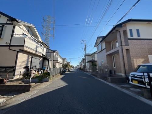 前面道路(令和7年12月撮影) 前面道路(令和7年12月撮影)