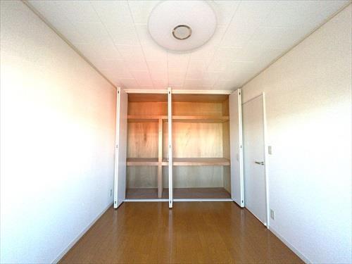 洋室約6帖の収納