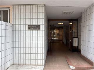 マンションエントランス