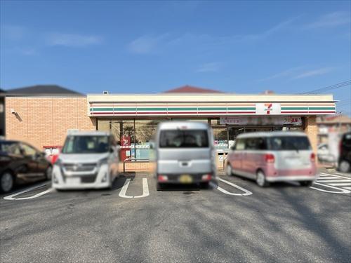 セブンイレブン千葉瑞穂の杜店360m