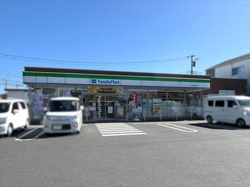 ファミリーマート八千代台南店370m