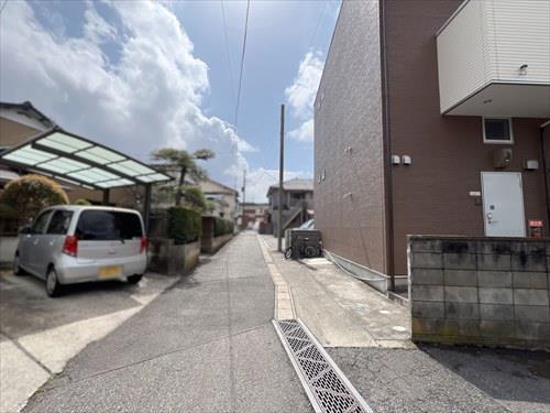 前面道路（2026年3月撮影）