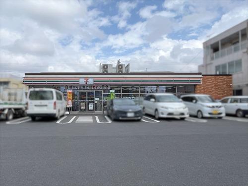 セブンイレブン千葉末広店690m