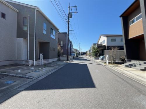 北側前面道路（2026年3月撮影）