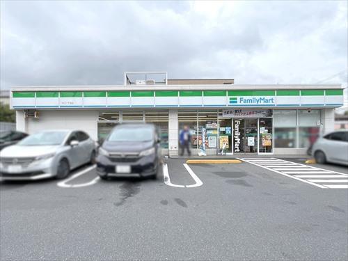 ファミリーマート矢口二丁目店380m