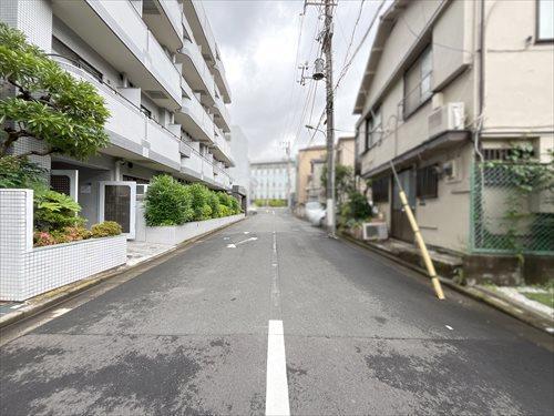 前面道路（2026年6月撮影）