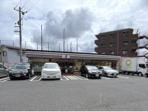 セブンイレブン船橋飯山満町2丁目940m