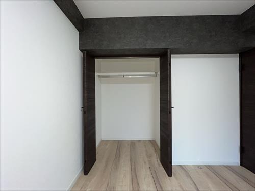 洋室6帖の収納
