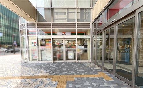 セブンイレブン船橋本町1丁目店600m