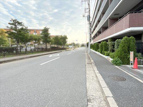 前面道路（2026年10月撮影）