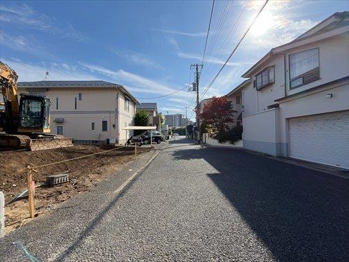 前面道路（2026年10月撮影）