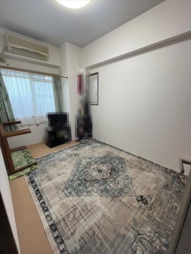 洋室（約5.7帖）