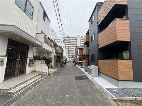 前面道路（2026年3月撮影）