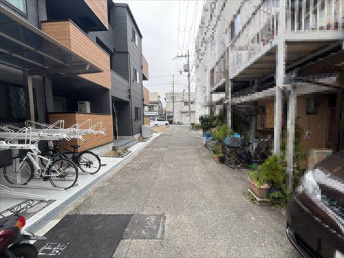 前面道路（2026年3月撮影）