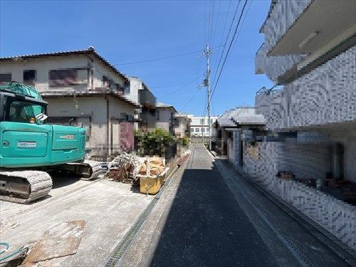 前面道路写真（2026年5月撮影）