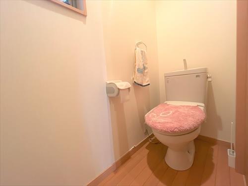 トイレ1F