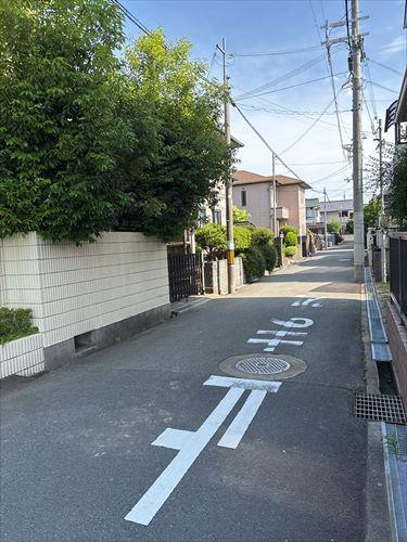 前面道路（西側）